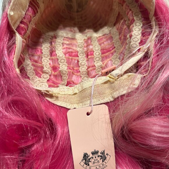 17" Blonde‑to‑Pink Ombré Bob with Bangs – Soft Curls, Synthetic Wig - Picture 6 of 6